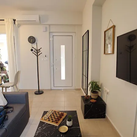 Evnea Appartement *